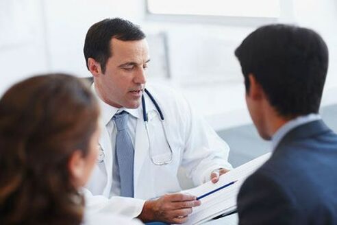 An endocrinologist will help diagnose diabetes mellitus and prescribe a treatment regimen for the condition. 