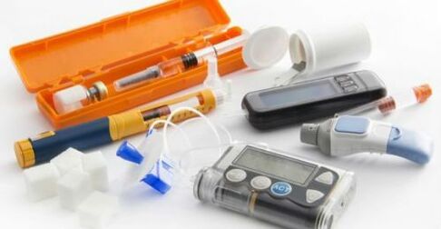 Medical devices for administering insulin in the treatment of diabetes mellitus